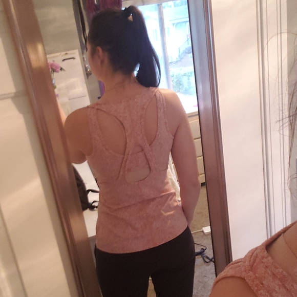 Gymshark Tank Top - Picture 5 of 6